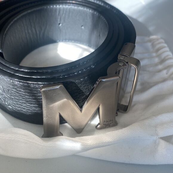MCM Claus Reversible Visetos/Saffiano Belt Black with Silver Buckle NEW - Picture 3 of 9